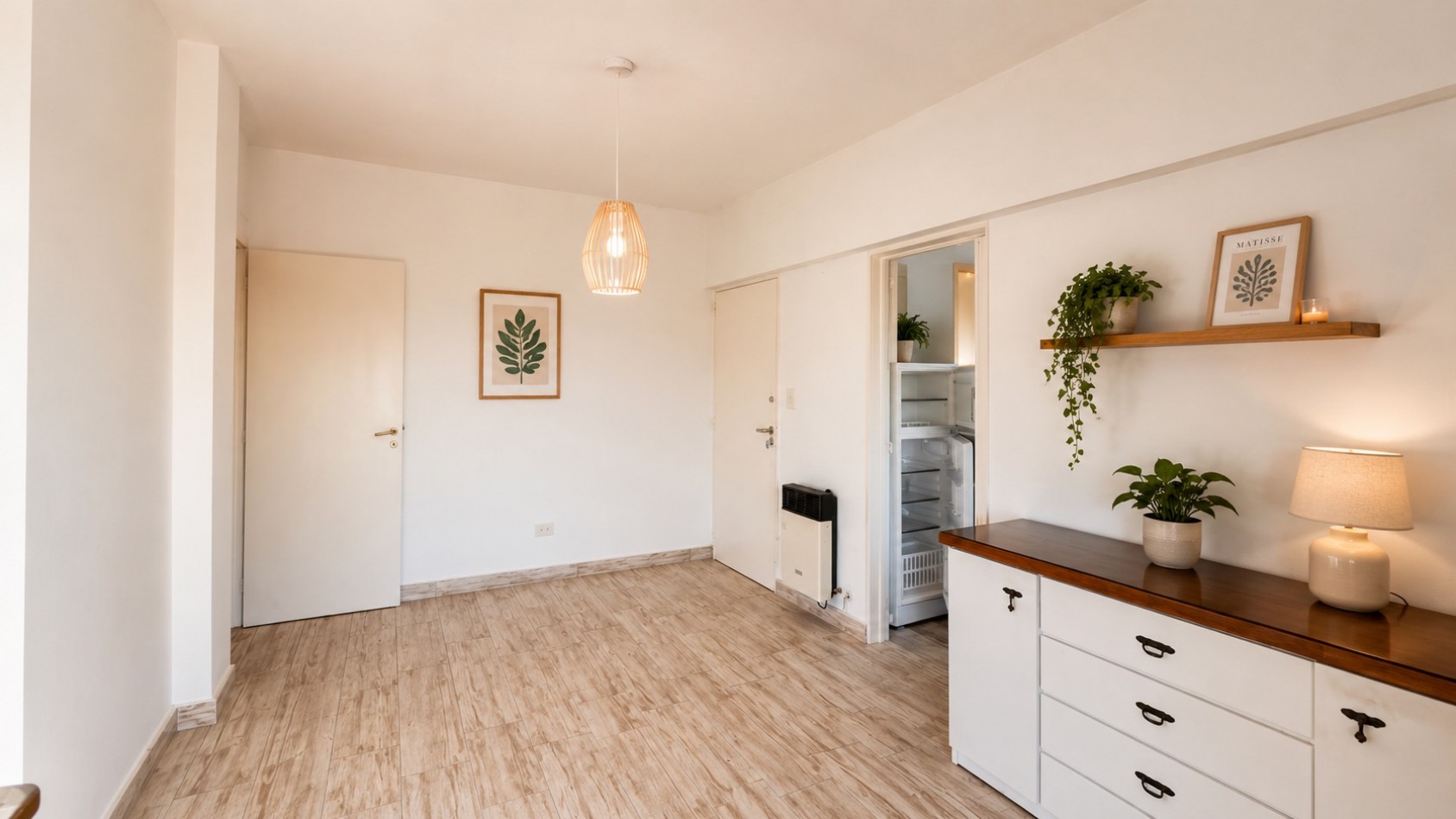 Departamento 4 ambientes en pleno centro - Piso alto con vista abierta