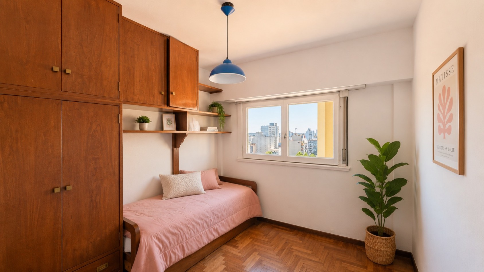 Departamento 4 ambientes en pleno centro - Piso alto con vista abierta
