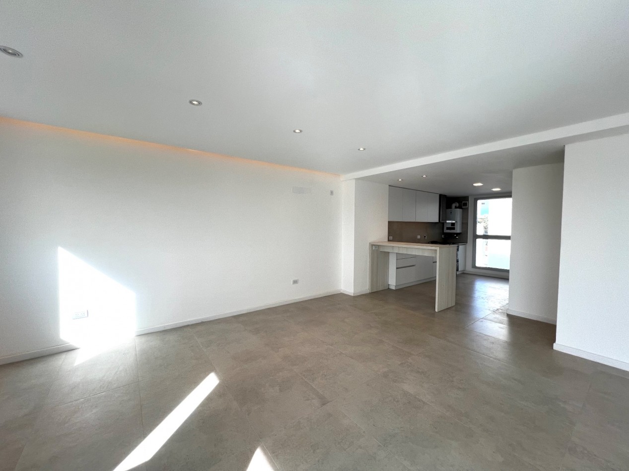 Posibilidad de financiacion. Semipiso moderno de 3 ambientes a metros del mar - Zona Norte | 106 m²
