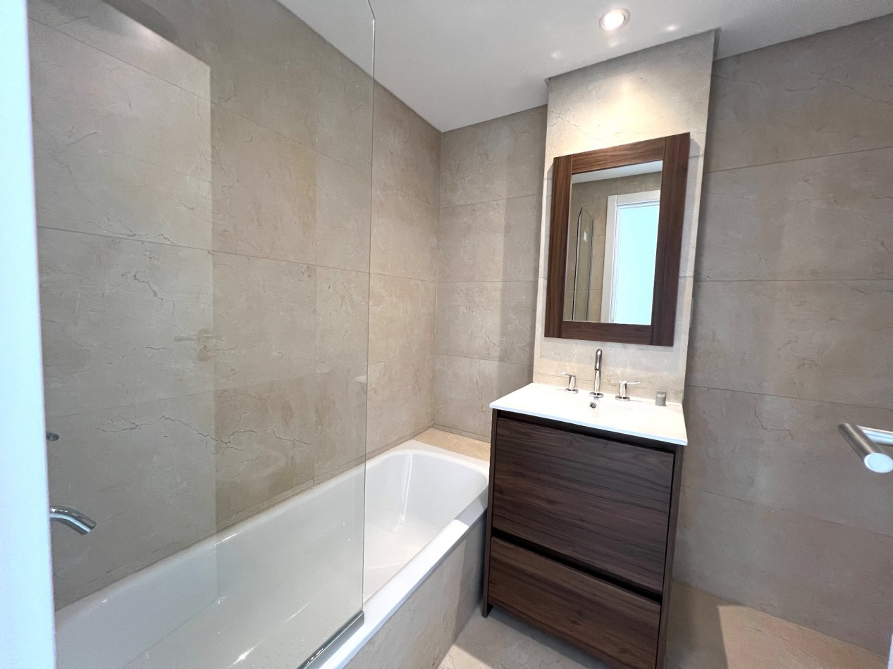 Posibilidad de financiacion. Semipiso moderno de 3 ambientes a metros del mar - Zona Norte | 106 m²