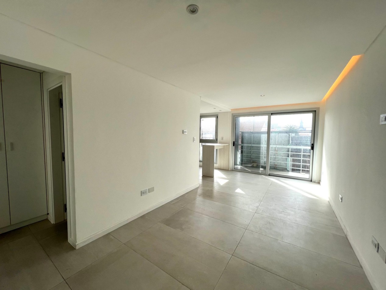 Posibilidad de financiacion. Departamento de 2 ambientes a metros del mar - Zona Norte