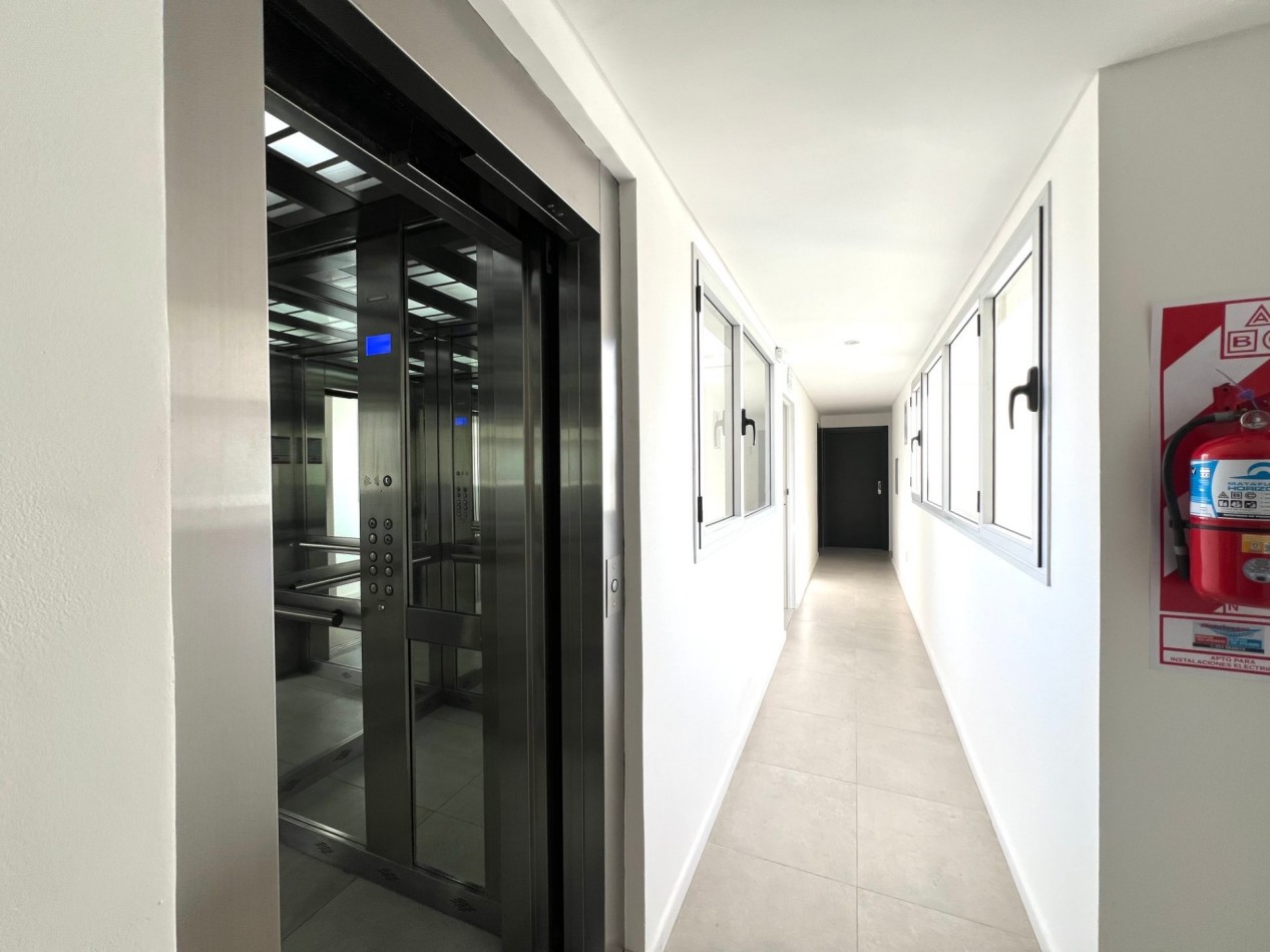 Posibilidad de financiacion. Departamento 2 ambientes a metros del mar - Zona Norte 