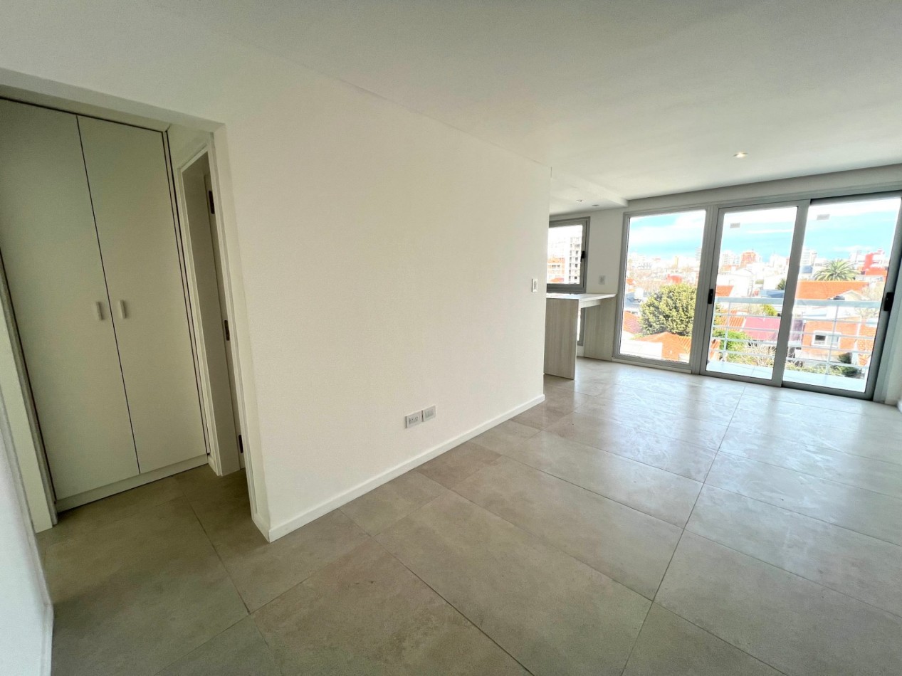 Posibilidad de financiacion. Departamento 2 ambientes a metros del mar - Zona Norte 