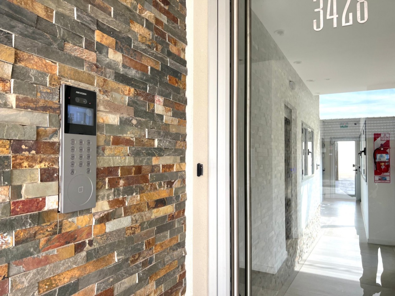 Posibilidad de financiacion. Departamento de 2 ambientes a metros del mar - Zona Norte