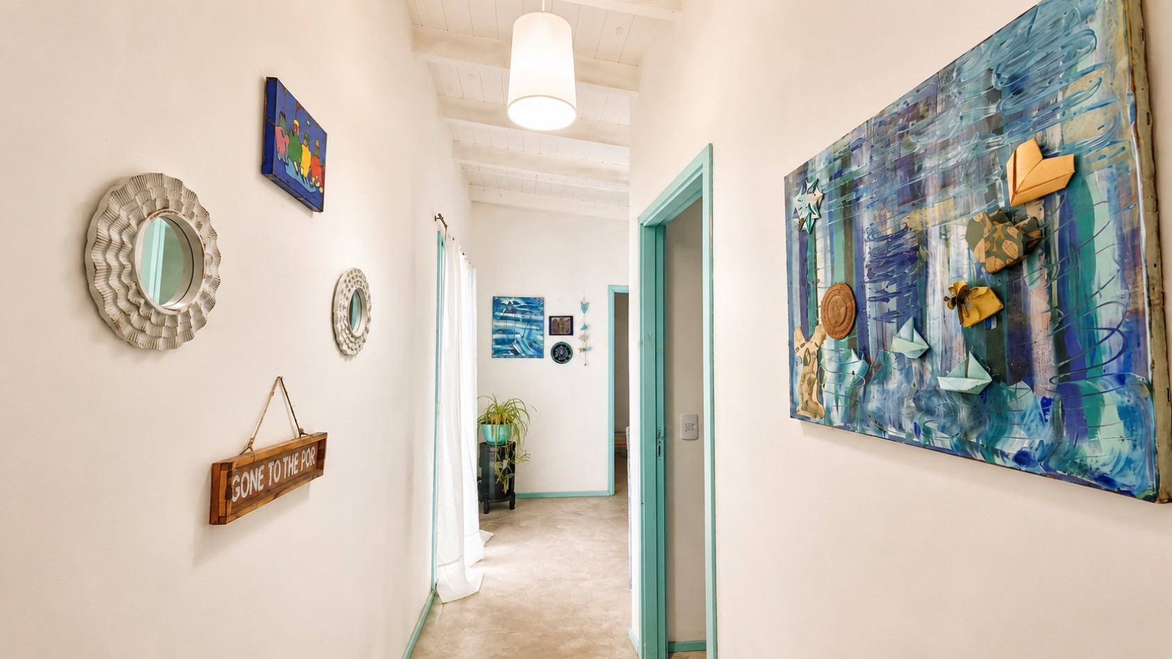 Casa Estilo Campo de 3 ambientes con amplio parque en San Eduardo del Mar
