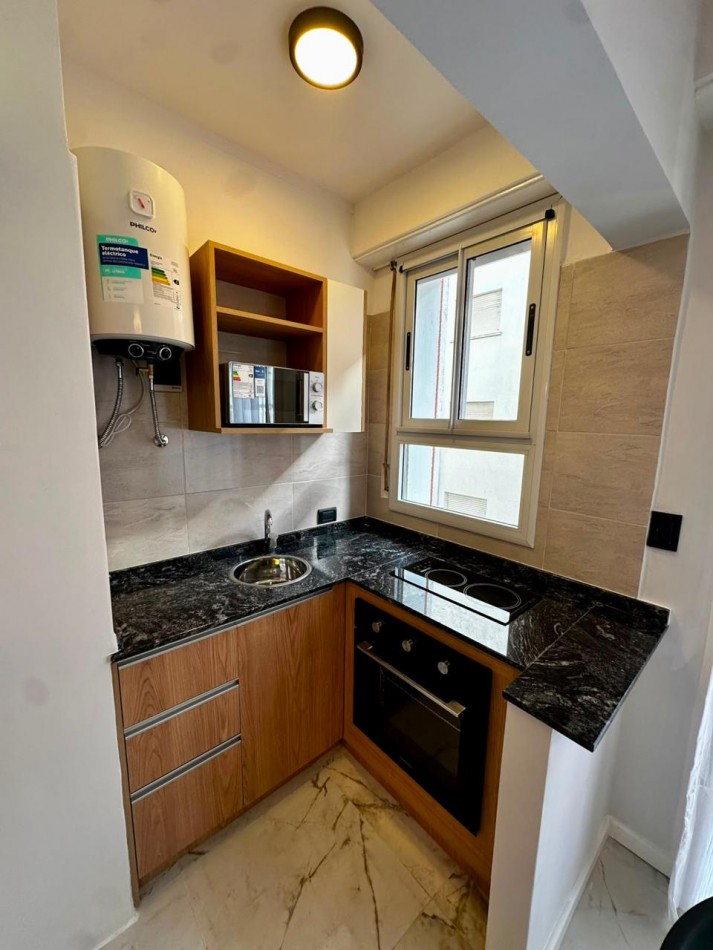 Departamento 1 ambiente lateral con balcon | Zona Plaza Colon