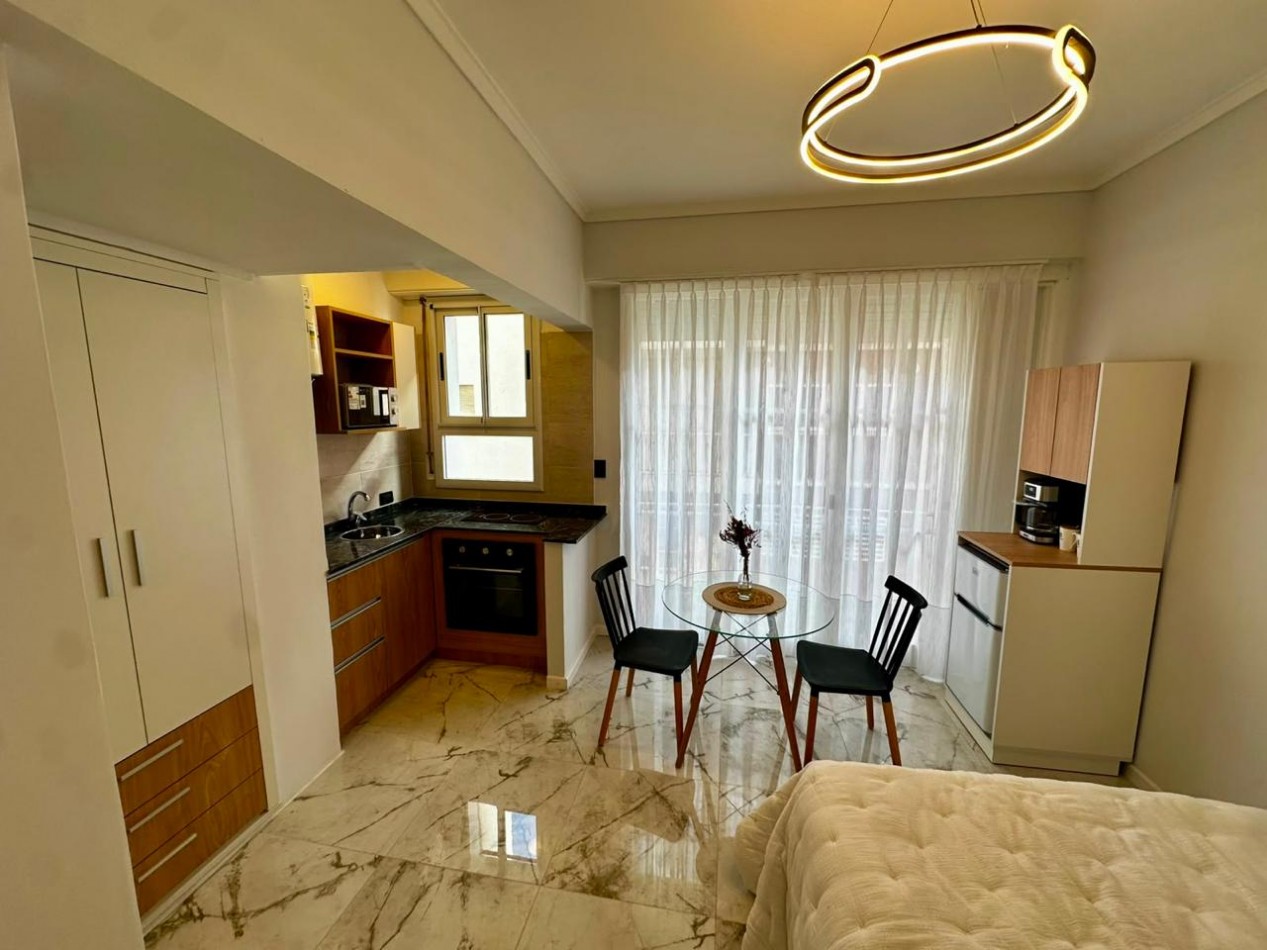 Departamento 1 ambiente lateral con balcon | Zona Plaza Colon
