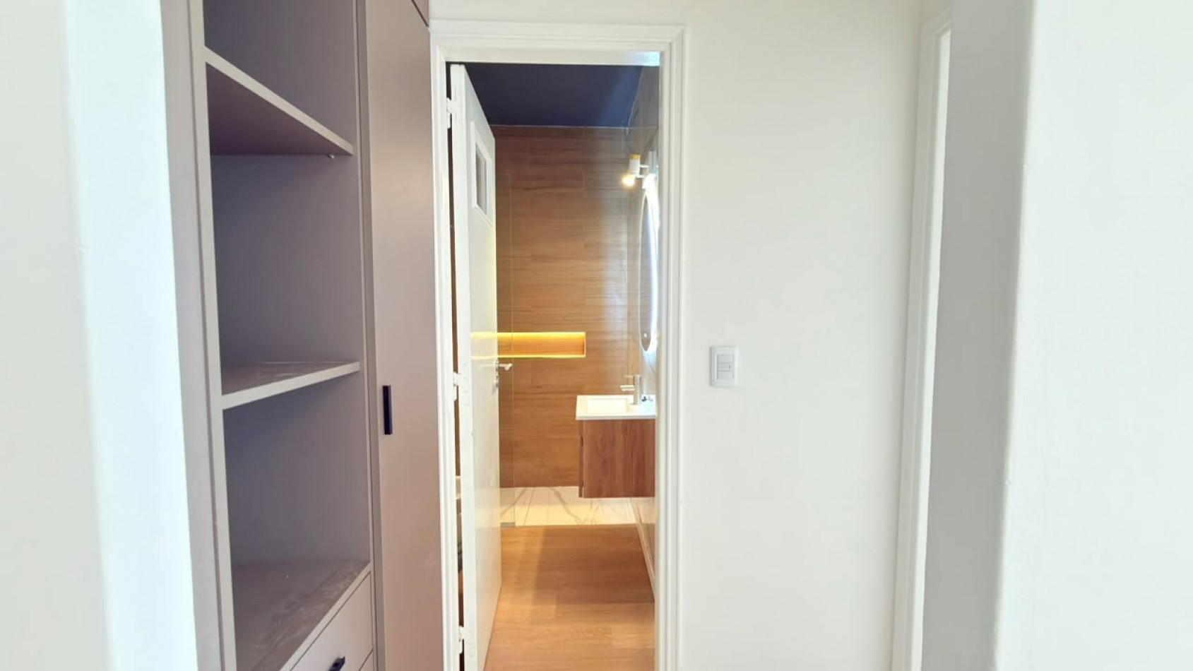 VENTA | DEPARTAMENTO DE 2 AMBIENTES CON BALCON A LA CALLE