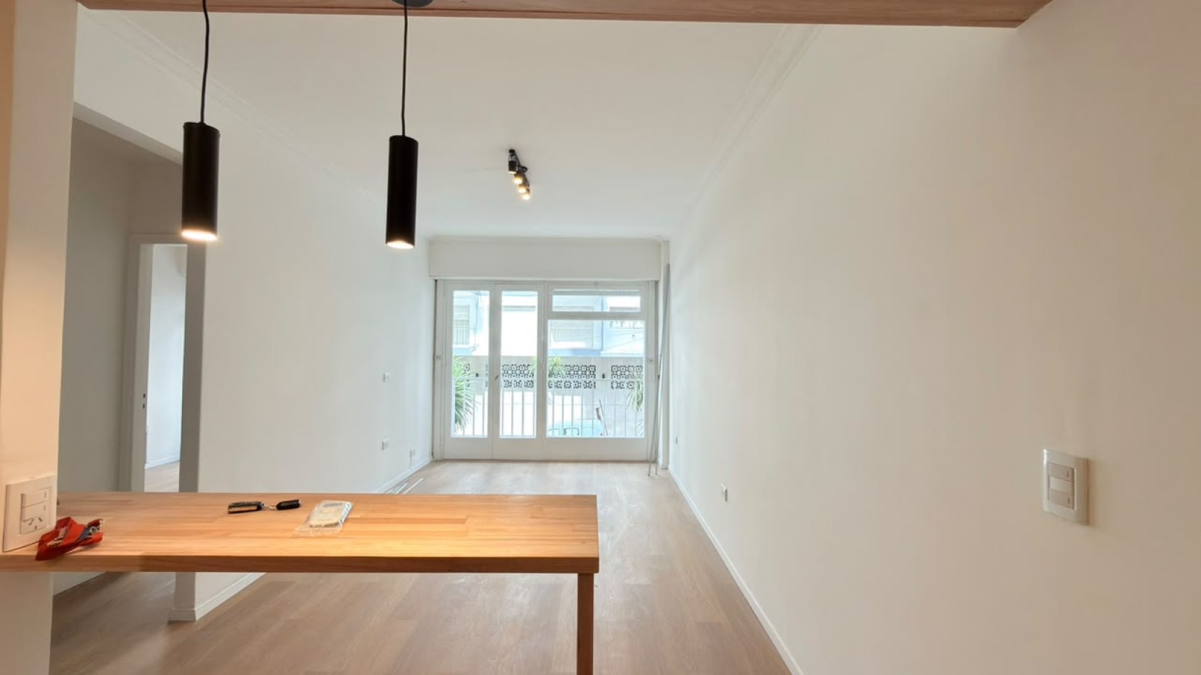 VENTA | DEPARTAMENTO DE 2 AMBIENTES CON BALCON A LA CALLE