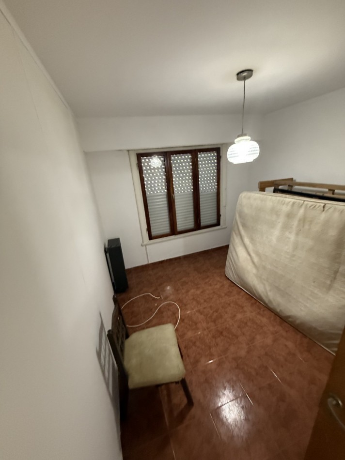 APTO CREDITO Chalet 4 ambientes con garage + departamento