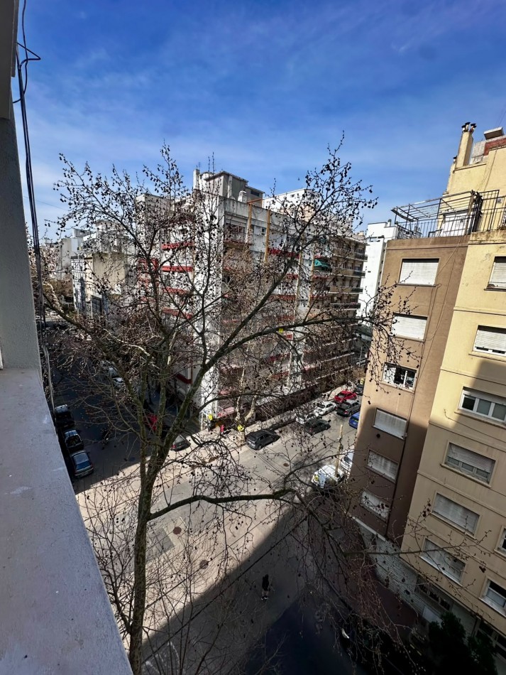 Departamento 1 ambiente externo con ventanal | Zona Shopping Aldrey