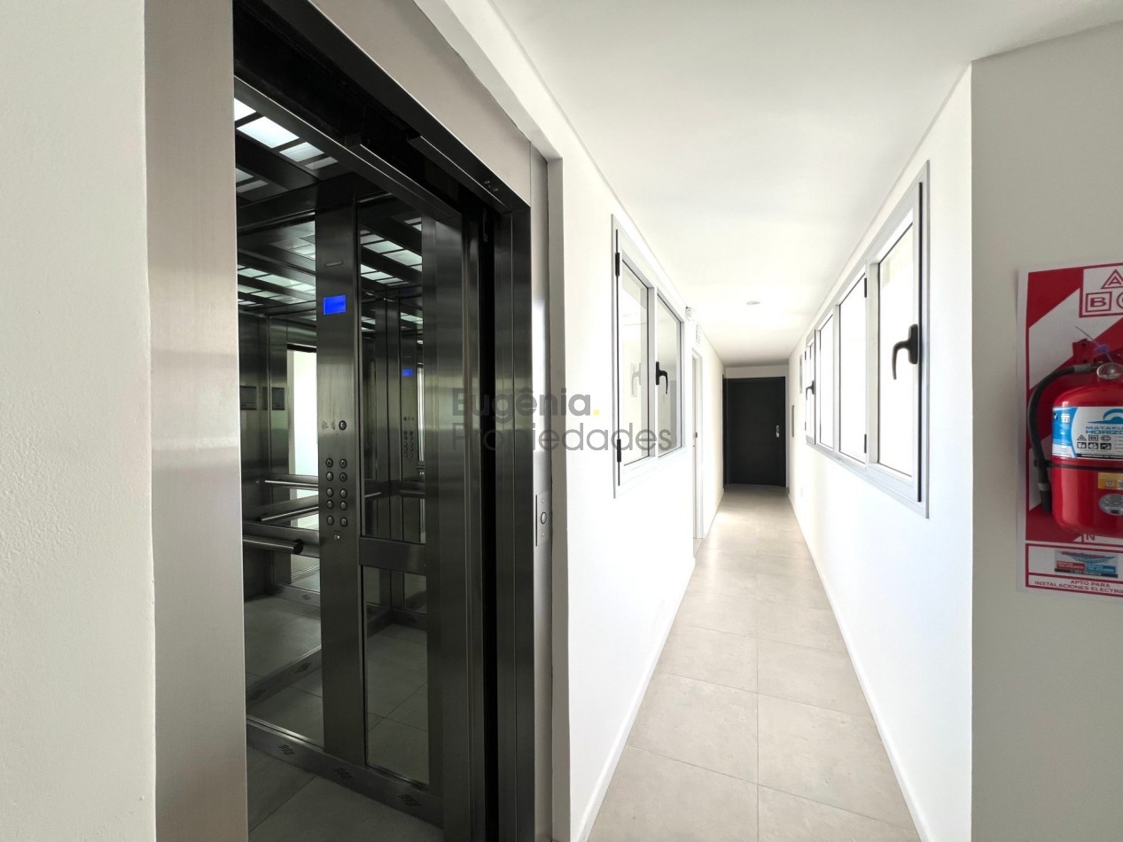Posibilidad de financiacion. Departamento 2 ambientes a metros del mar - Zona Norte 