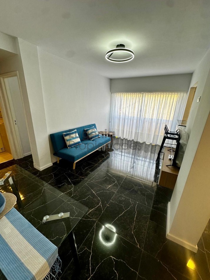 RECICLADO | Departamento 2 ambientes al contrafrente abierto con balcon | Zona Centro