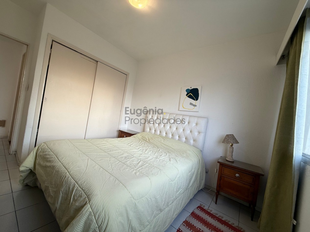 Departamento 2 ambientes al frente con vista panoramica | Arenales 2300 | Plaza Colon