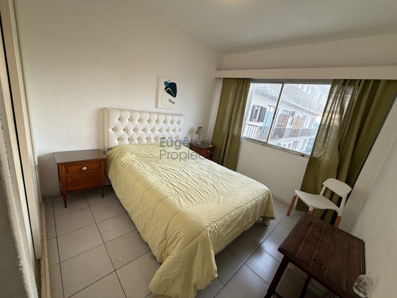 Reciclado| Departamento 2 ambientes al frente con vista panoramica | Arenales 2300 | Plaza Colon