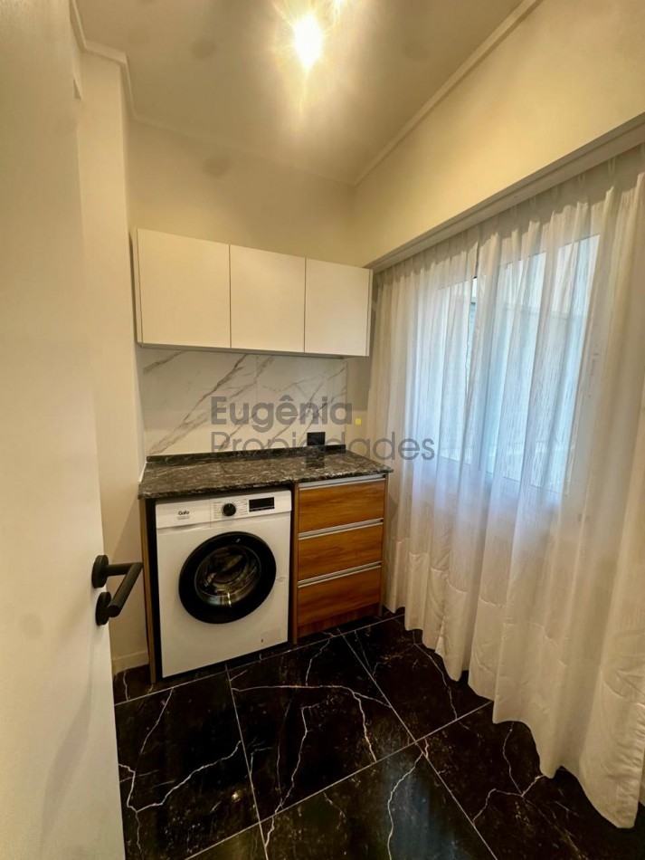 RECICLADO | Departamento de 3 ambientes a la calle con balcon | Zona Centro