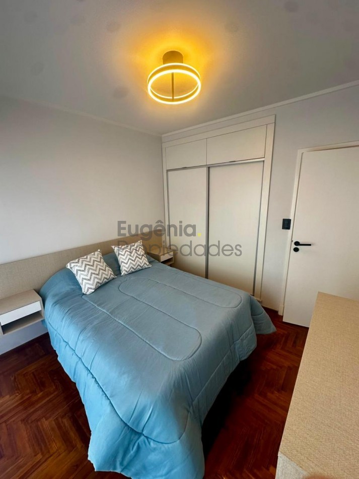 RECICLADO | Departamento de 3 ambientes a la calle con balcon | Zona Centro
