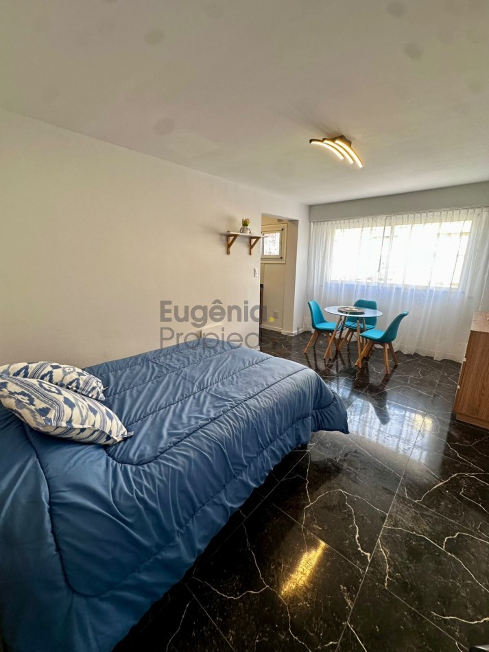 Departamento 1 ambiente externo con ventanal | Zona Shopping Aldrey