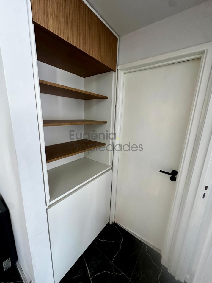 RECICLADO | Departamento 2 ambientes al contrafrente abierto con balcon | Zona Centro
