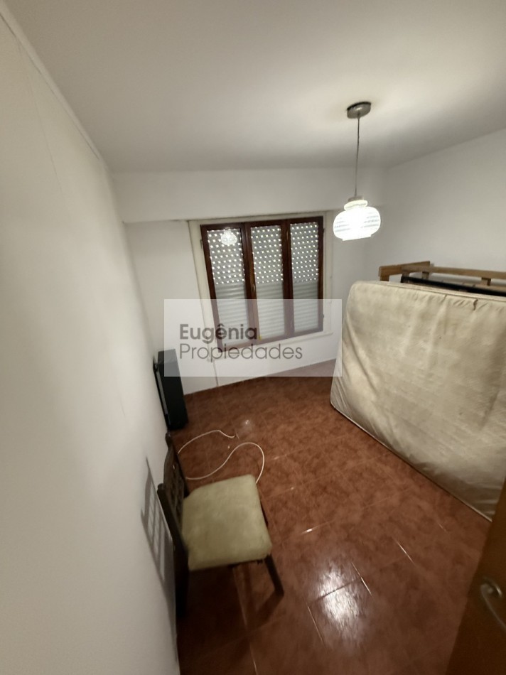 Chalet 4 ambientes con garage + departamento