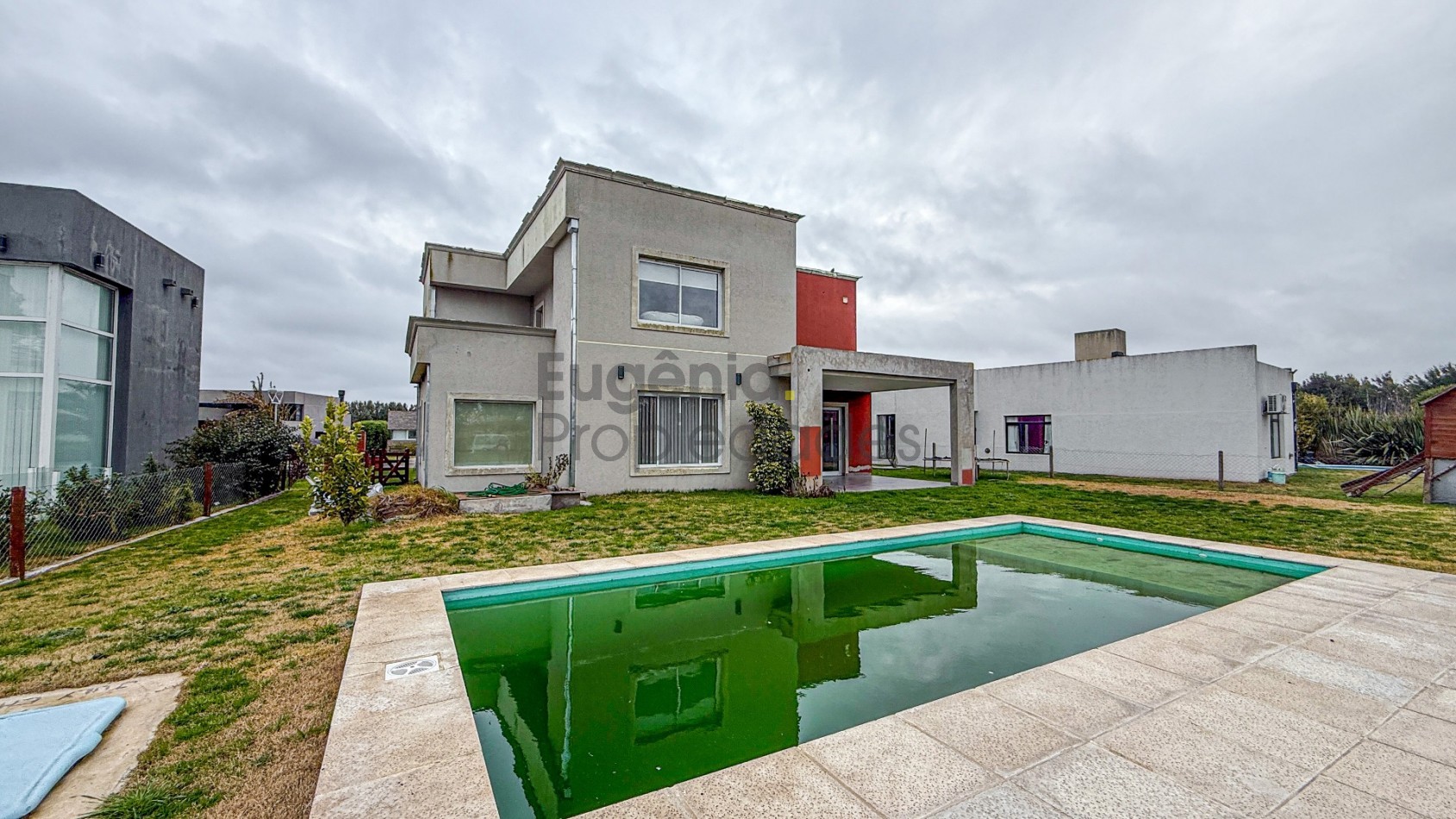 CASA DE 5 AMBIENTES CON PISCINA CLIMATIZADA | TIERRAS DEL MAR