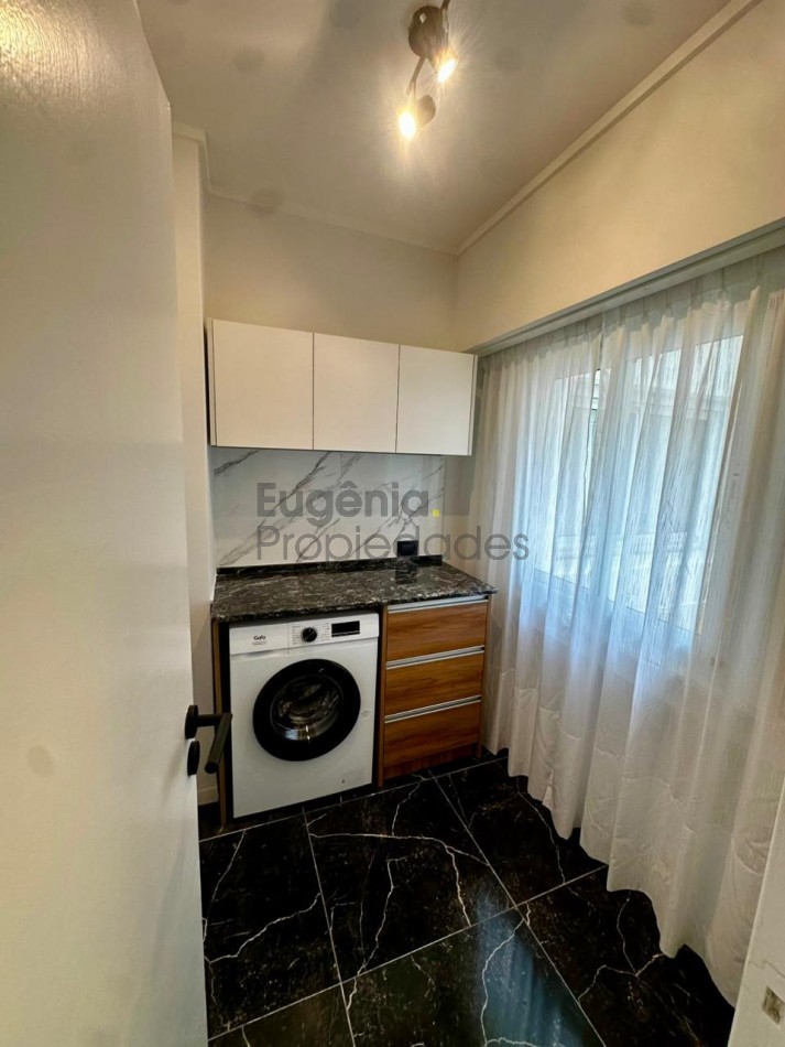 RECICLADO | Departamento de 3 ambientes a la calle con balcon | Zona Centro