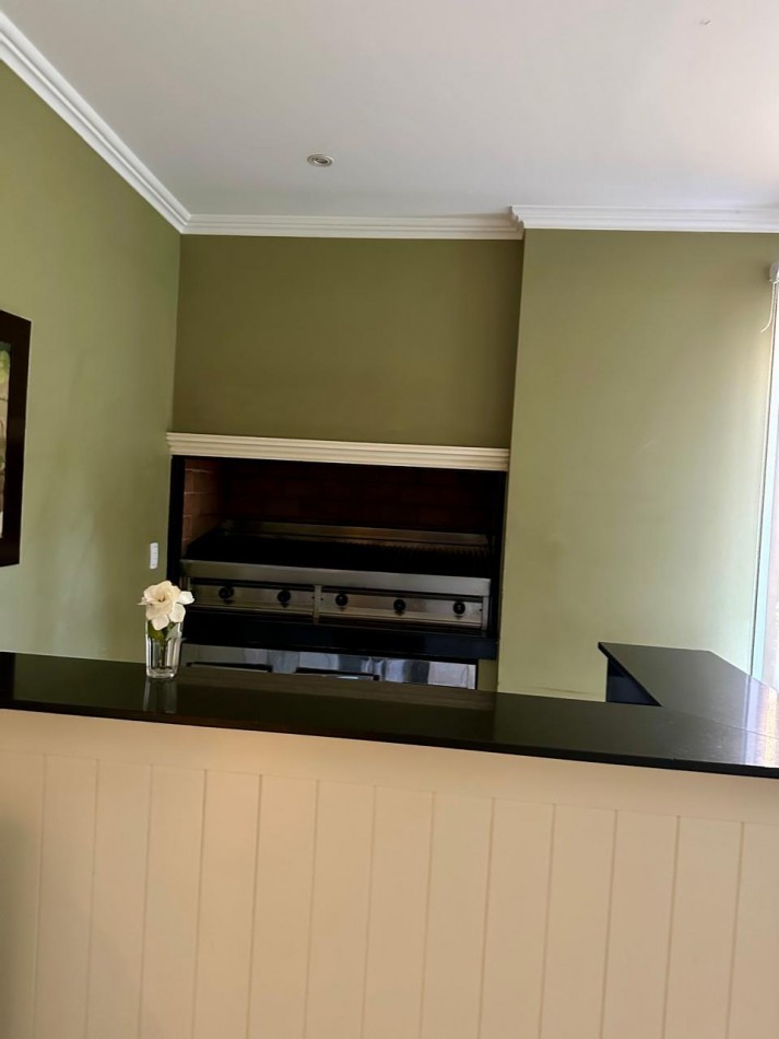 ALQUILER TEMPORARIO 2 AMB - JARDINES DE DUMBLEDOR 