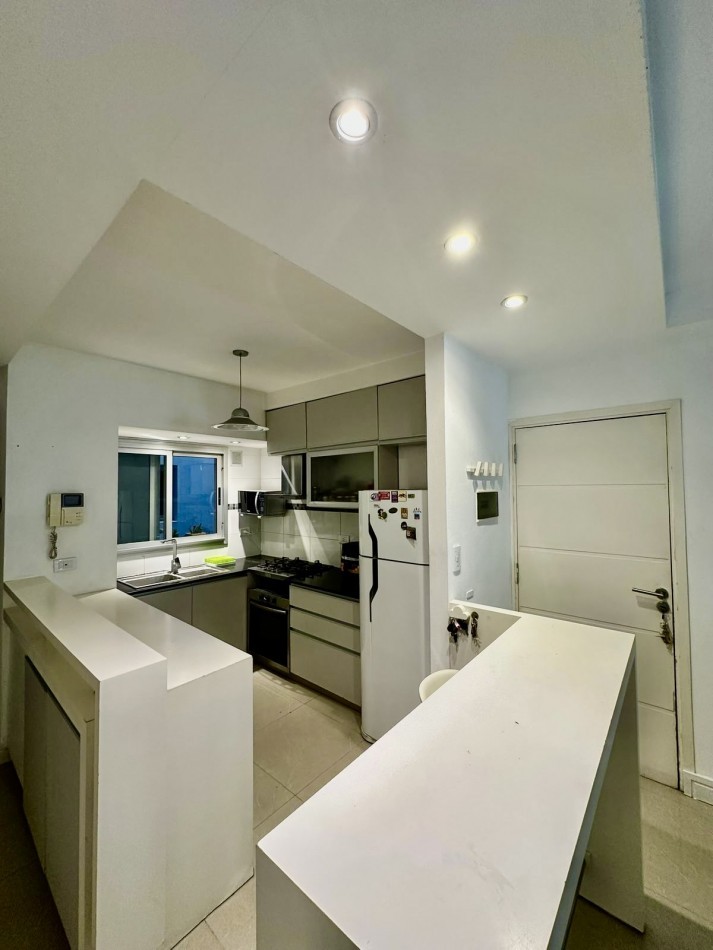 VENTA SEMIPISO 3 AMBIENTES - CATAMARCA 2300 