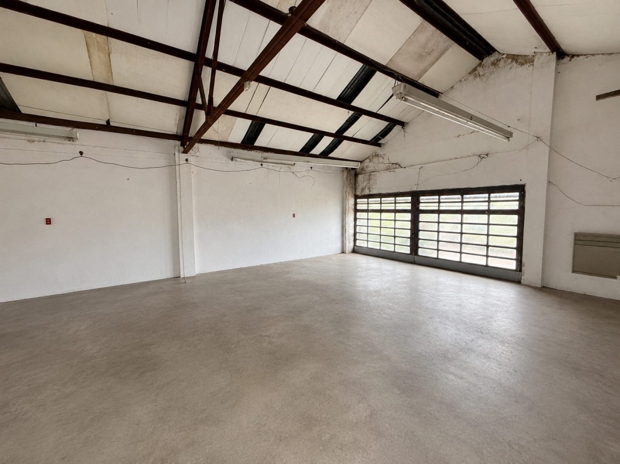 GALPON EN VENTA o ALQUILER 300 MTR2