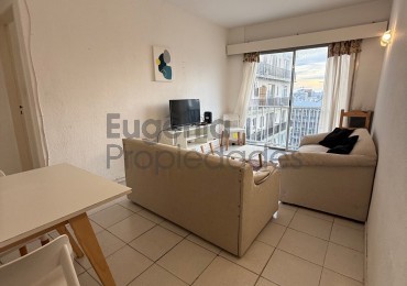 Departamento 2 ambientes al frente con vista panoramica | Arenales 2300 | Plaza Colon